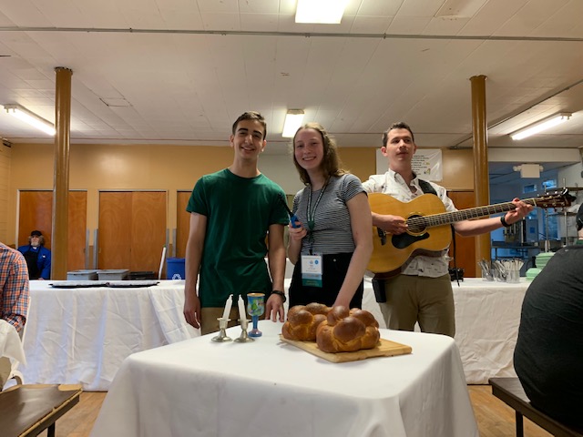 5dc5c6d7cebc997bd2f0ee54_Manhattan Shabbat Pic